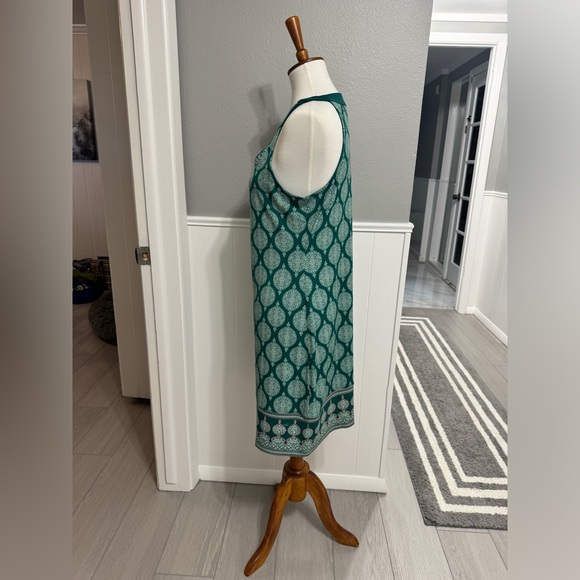 Magnolia Grace Embroidered Trim Knit Shift Dress Size M - Picture 7 of 7